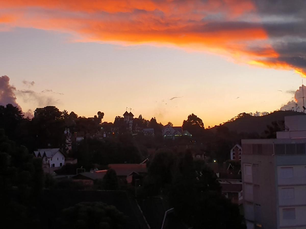 Apartamento No Capivari Com Elevador Campos do Jordao Dış mekan fotoğraf